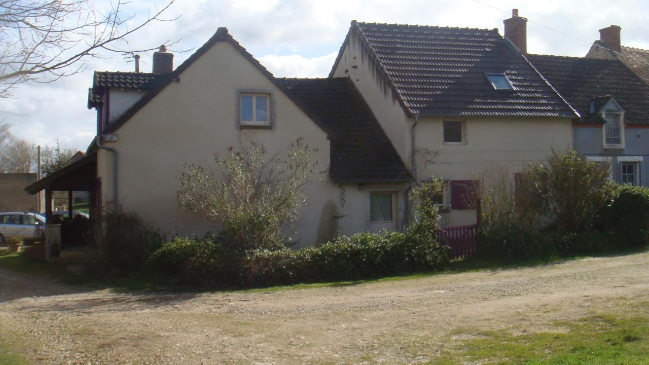 Les Gallerands Bessais-le-Fromental Exteriör bild